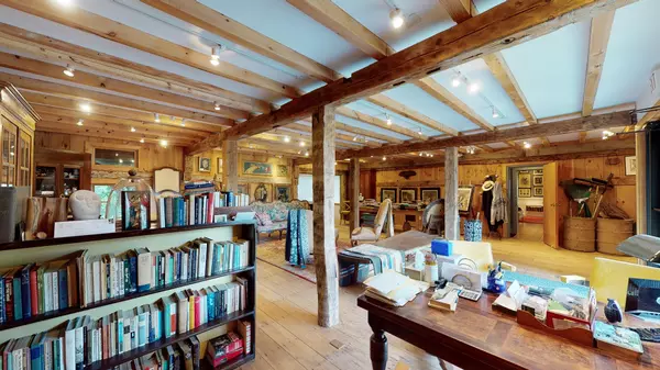 Newcastle, ME 04553,4 Hopkins Hill RD