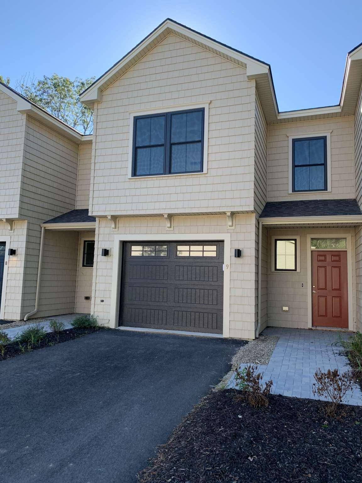 25 Preservation LN #9, South Portland, ME 04106