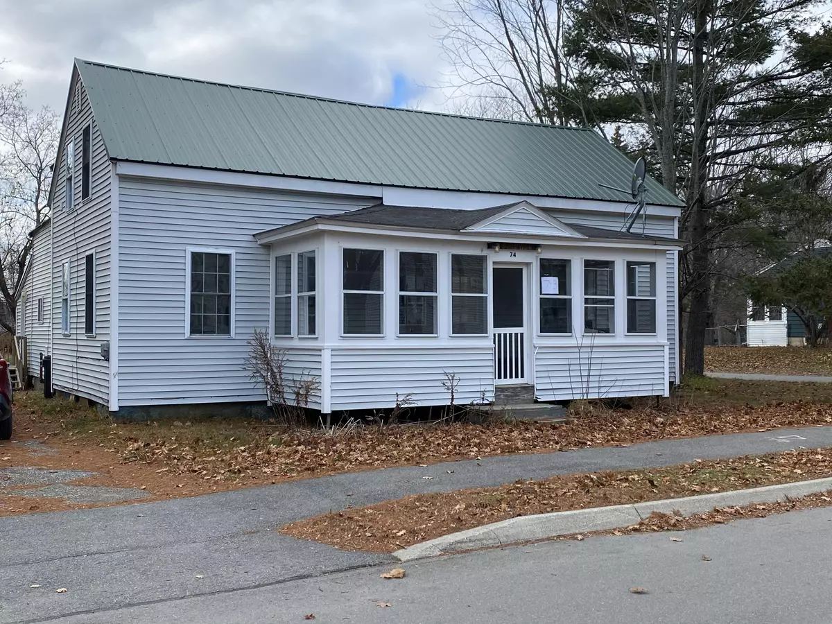 Milford, ME 04461,74 Davenport ST