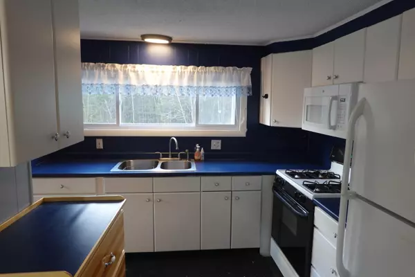 Stockton Springs, ME 04981,137 Harris RD
