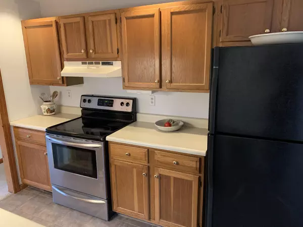 Lisbon, ME 04252,132 Summer ST