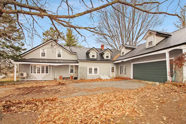 4093 Broadway, Kenduskeag, ME 04450