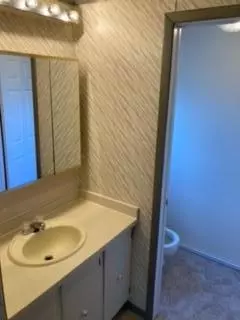 Milford, ME 04461,566 County Rd RD