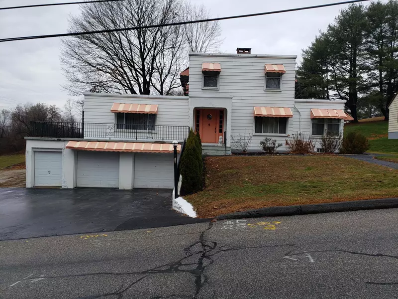 106 South AVE, Lewiston, ME 04240