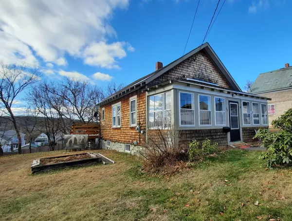 268 Highland AVE, Millinocket, ME 04462
