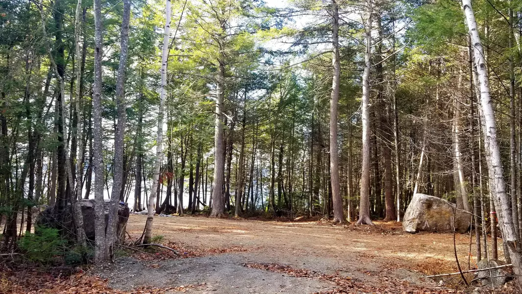 On East Madagascal Pond RD, Burlington, ME 04493