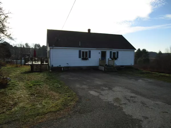 Waldoboro, ME 04572,1620 Wagner Bridge RD