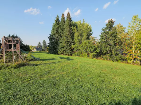 Presque Isle, ME 04769,403 Parsons RD