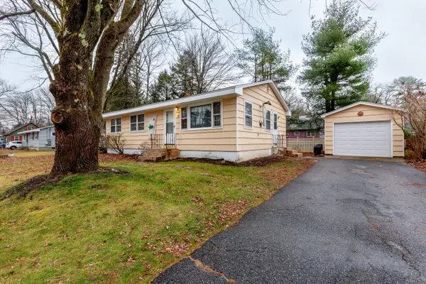 Topsham, ME 04086,11 Williams DR