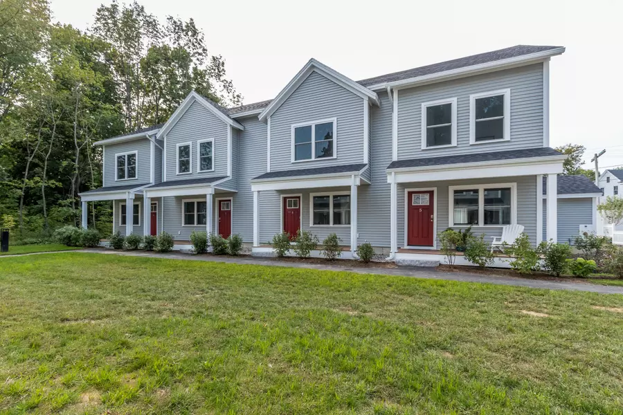 52 Seavey ST #2, Westbrook, ME 04092