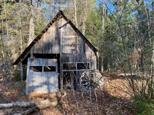 Denmark, ME 04022,15 Forest Glen RD