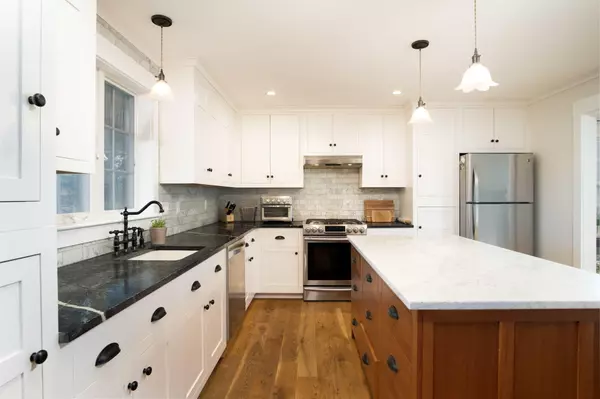 New Gloucester, ME 04260,15 Berryfield LN