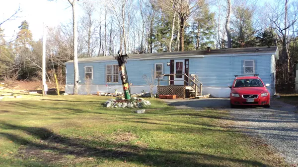 350 Lily Road, Dedham, ME 04429