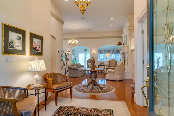 Brunswick, ME 04011,11 Locust LN