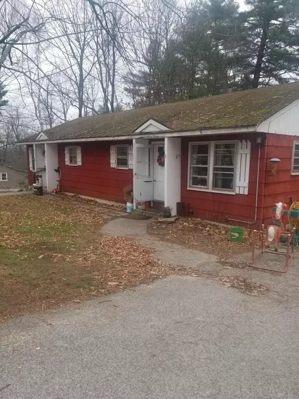 10 Land Of Nod RD, Windham, ME 04062
