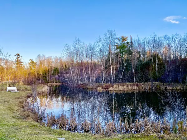 Hermon, ME 04401,112 Timberview DR