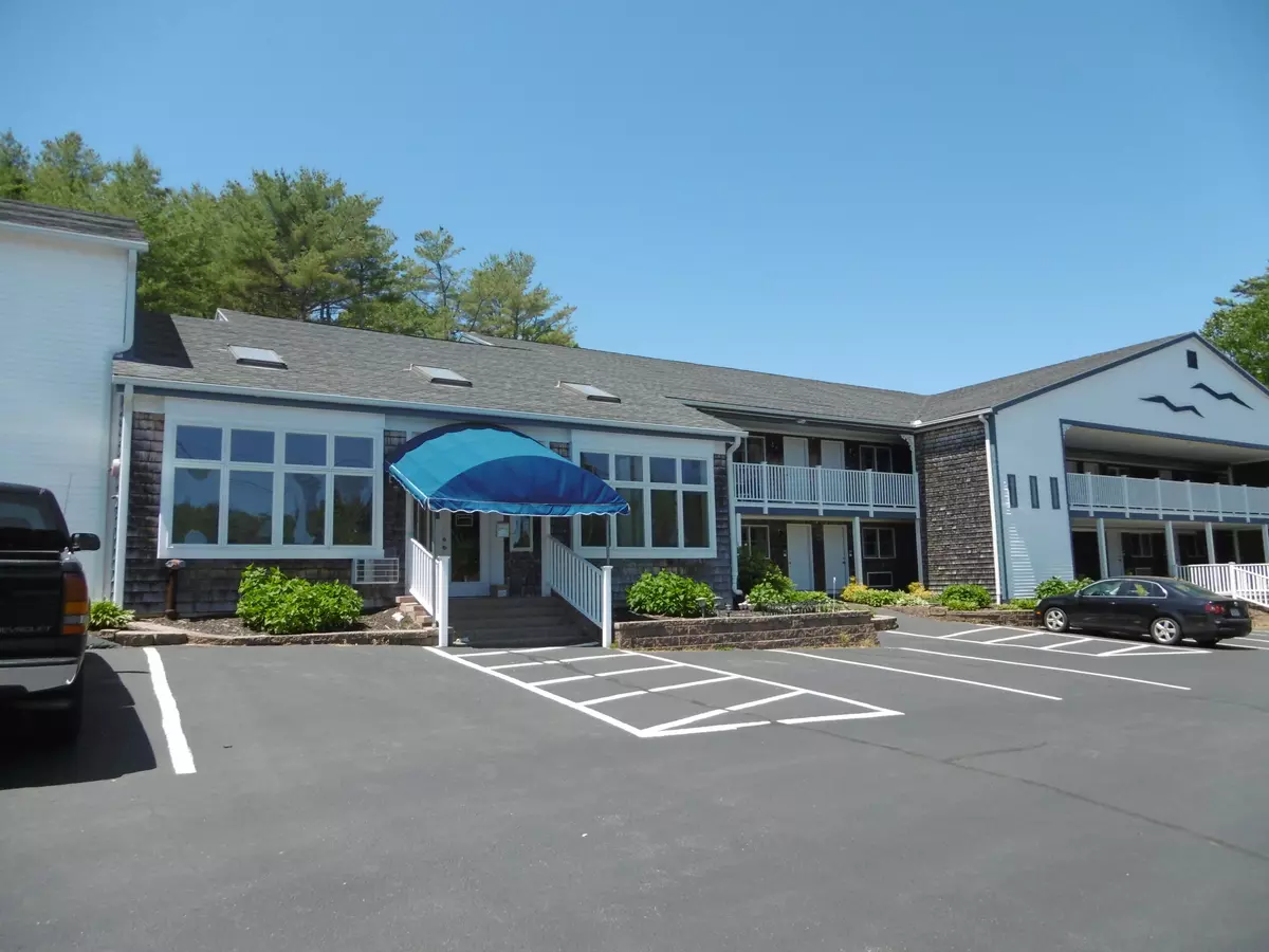 Ogunquit, ME 03907,35 Main ST #26