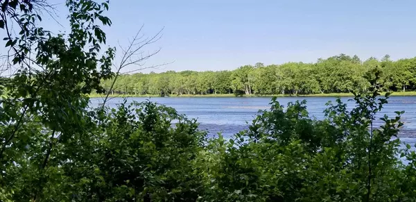 Passadumkeag, ME 04475,3-22 Main ST