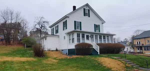 17 Hamlin ST, Orono, ME 04473