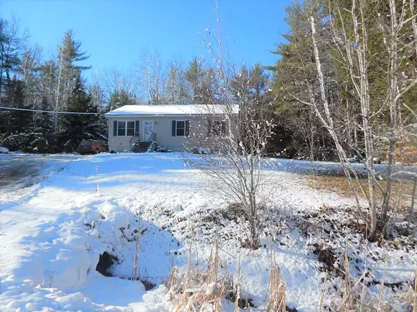 59 Mountain View RD, Leeds, ME 04263