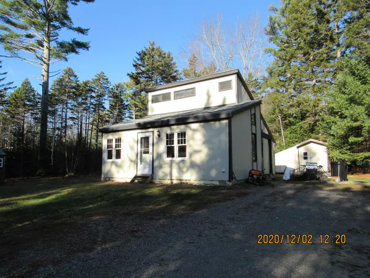 Warren, ME 04864,110 Woodland AVE