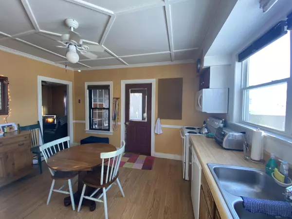 Waterville, ME 04901,128 Western AVE