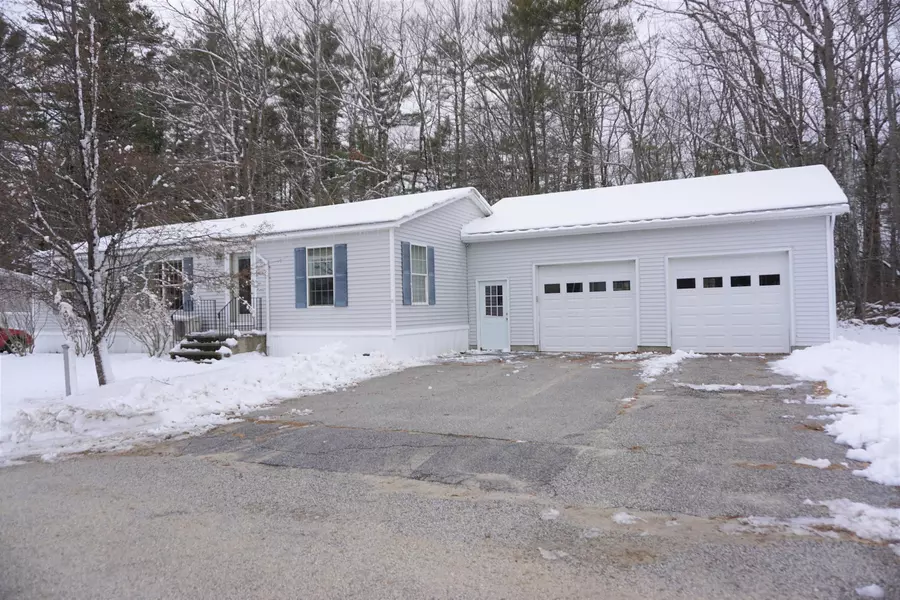 11 Arundel DR, Lisbon, ME 04250