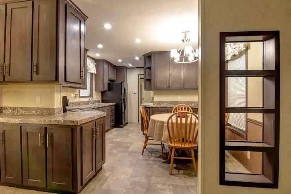 Gardiner, ME 04345,34 Booker RD