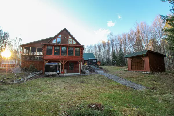 Lakeville, ME 04487,79 Deer RUN