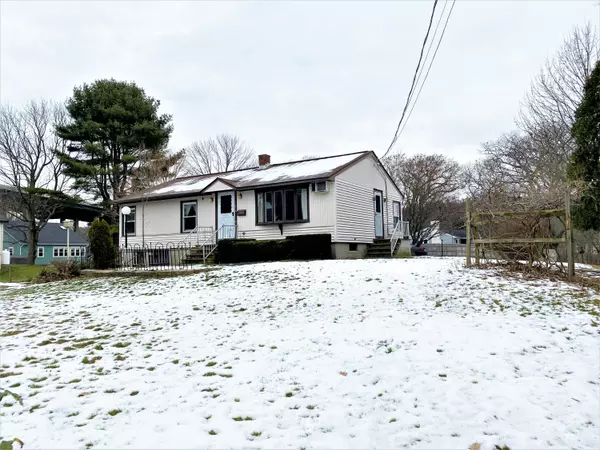 Kittery, ME 03904,2 Harris AVE