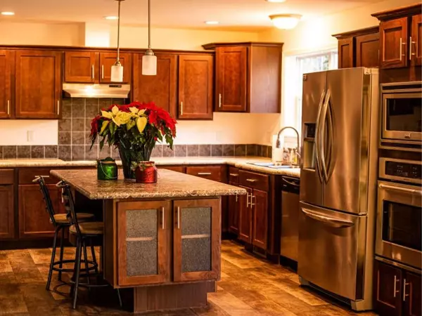 Orono, ME 04473,13 Merritt DR