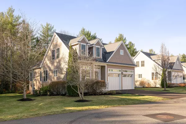 Kennebunk, ME 04043,44 Sycamore LN #44