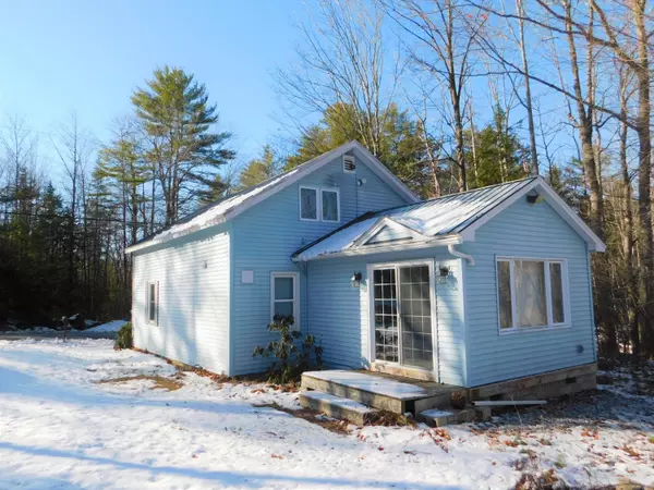 664 Bridgton RD, Sweden, ME 04040