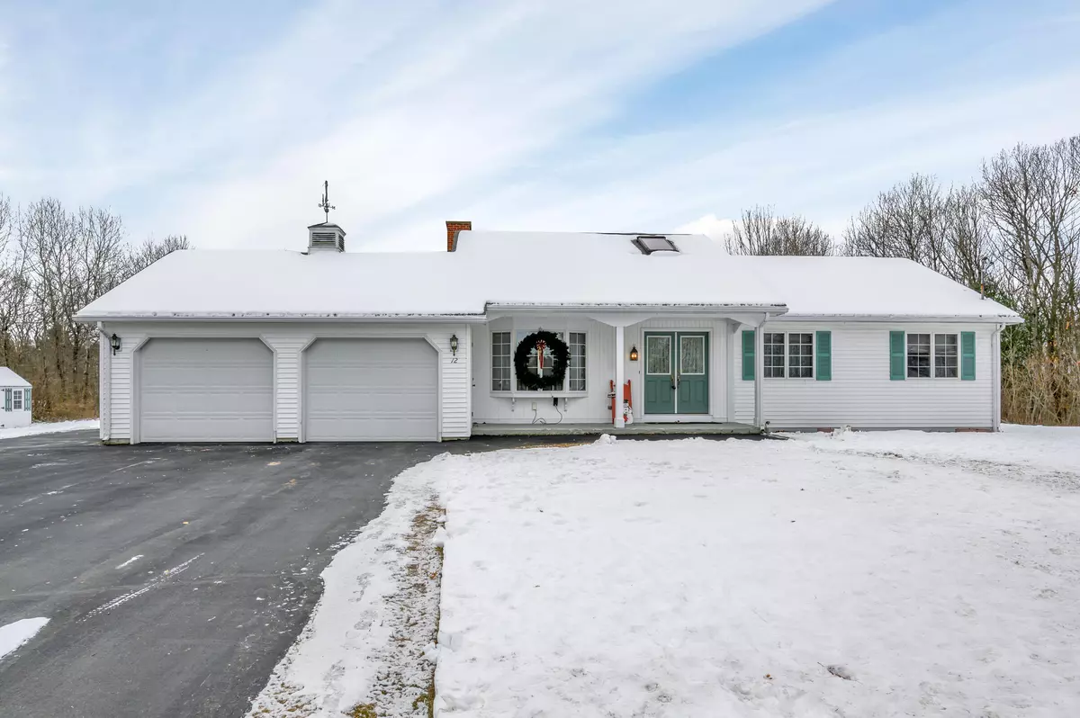 Lewiston, ME 04240,12 Hartford ST