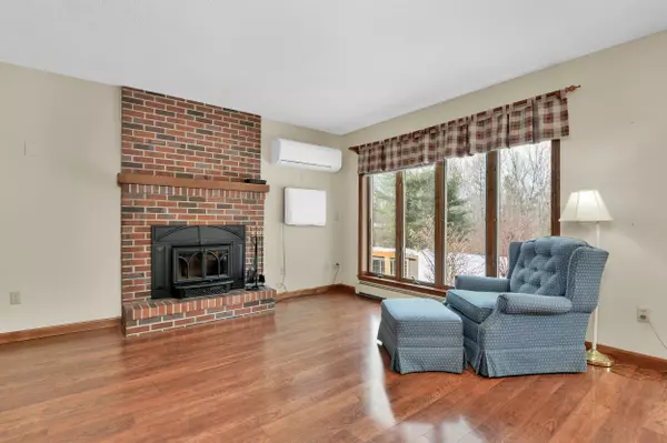 Lewiston, ME 04240,12 Hartford ST