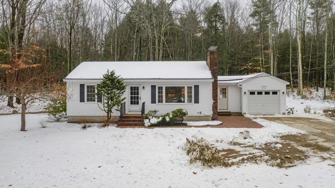 104 Merrill RD, Gray, ME 04039