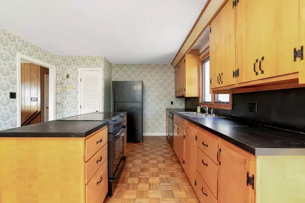 Freeport, ME 04032,20 Summer ST