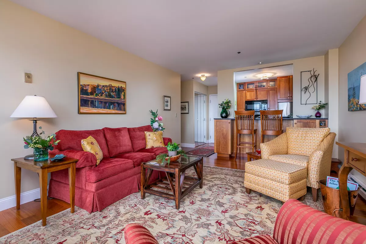 South Portland, ME 04106,148 Breakwater DR #407