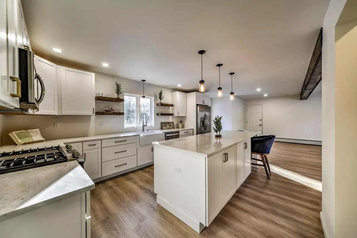 Pittston, ME 04345,66 Stoney Acres RD