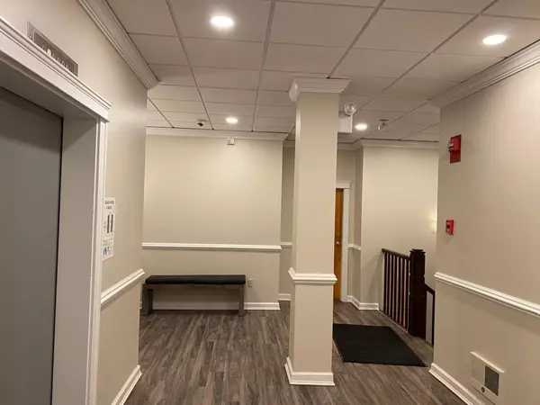 Portland, ME 04101,99 Silver ST #2-6