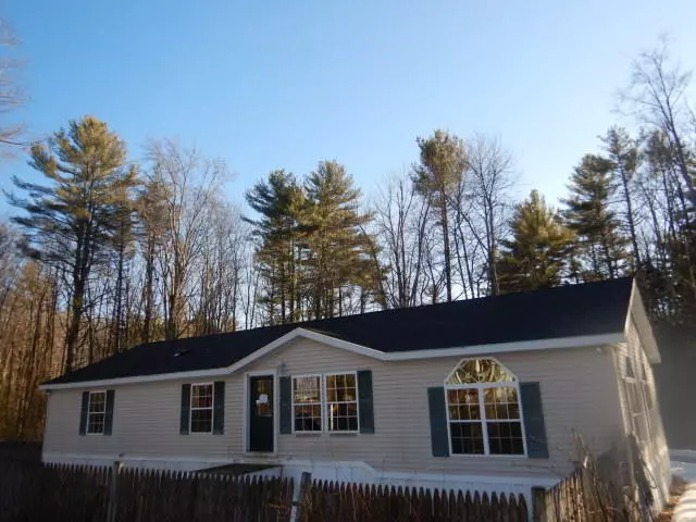 342 School ST, Berwick, ME 03901