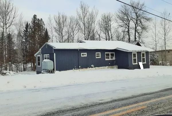 4 Long Pond RD, Jackman, ME 04945