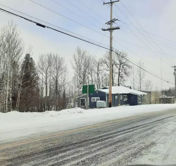 Jackman, ME 04945,4 Long Pond RD