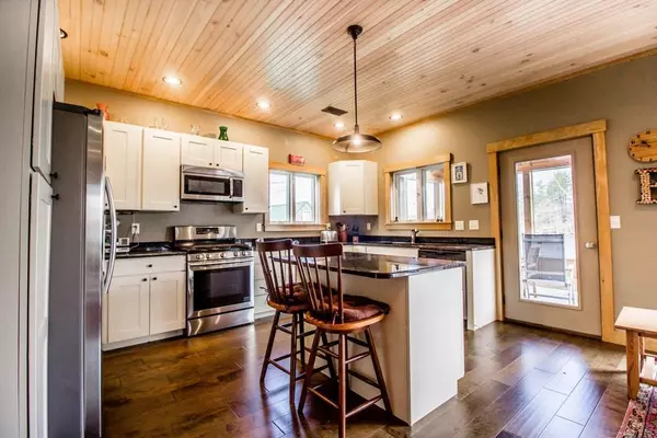 Wilton, ME 04294,6 Callahan RD