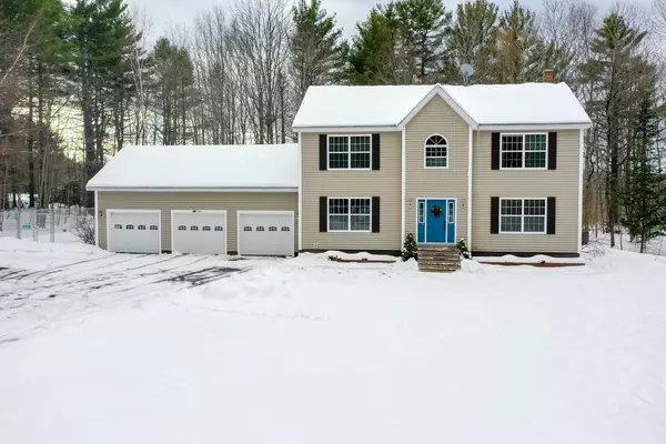 196 Parsons RD, Norway, ME 04268