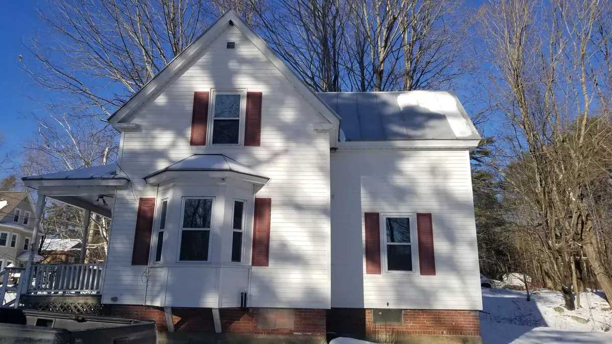 Oakland, ME 04963,29 Summer ST