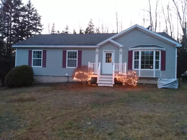 Northport, ME 04849,40 Glenwood LN