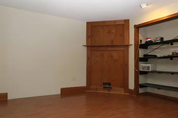 Orrington, ME 04474,444 Johnson Mill RD