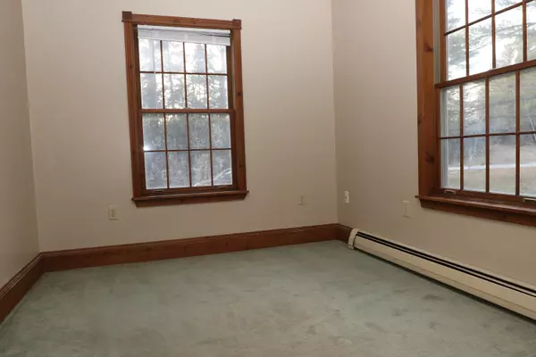 Orrington, ME 04474,444 Johnson Mill RD