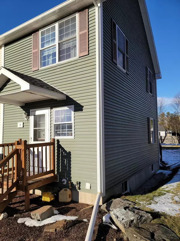 Milford, ME 04461,13 River Village DR #13